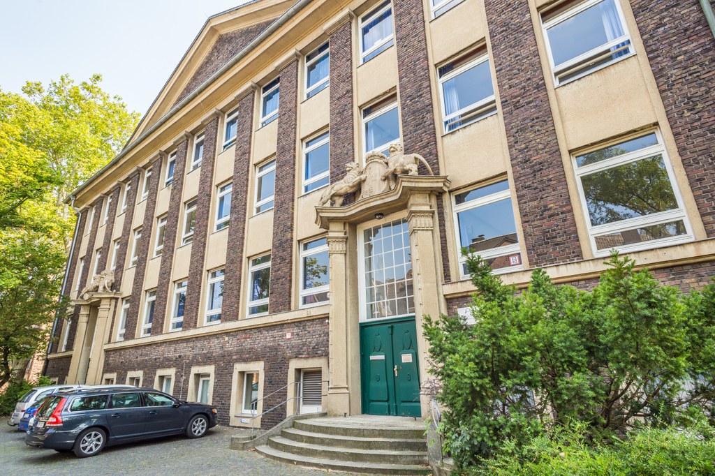 Marie-Curie-Gymnasium