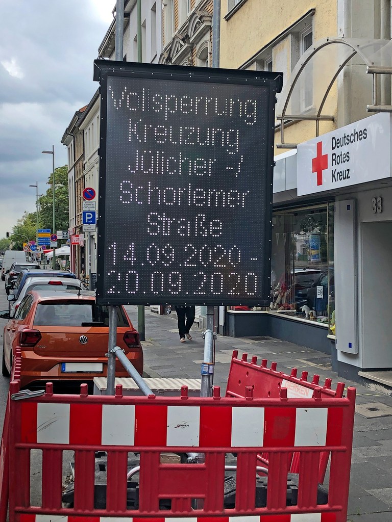 Neue Fahrbahndecke