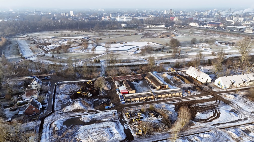 Die Baustelle der Landesgartenschau nimmt zunehmend Gestalt an.