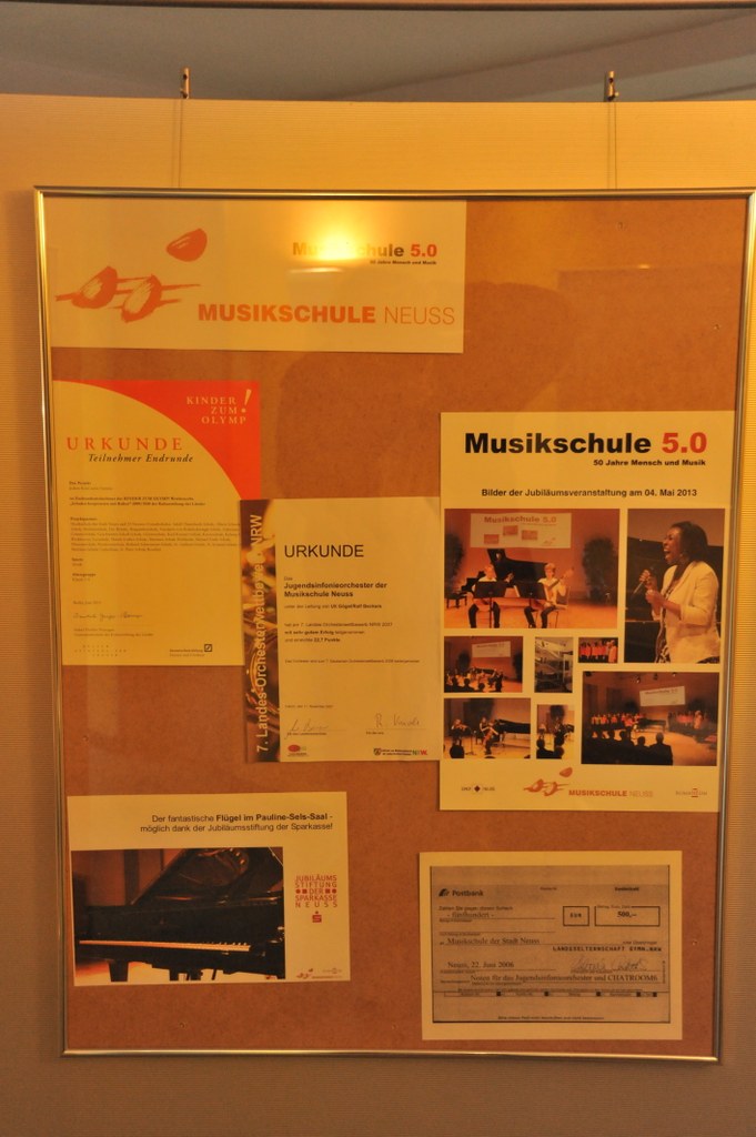 Ausstellung in der Sparkasse Neuss