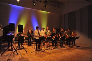 In beliebter Tradition: das Konzert mit den jazzaffinen Bands der Musikschule