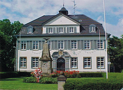 Foto: Ehem. Rathaus Holzheim