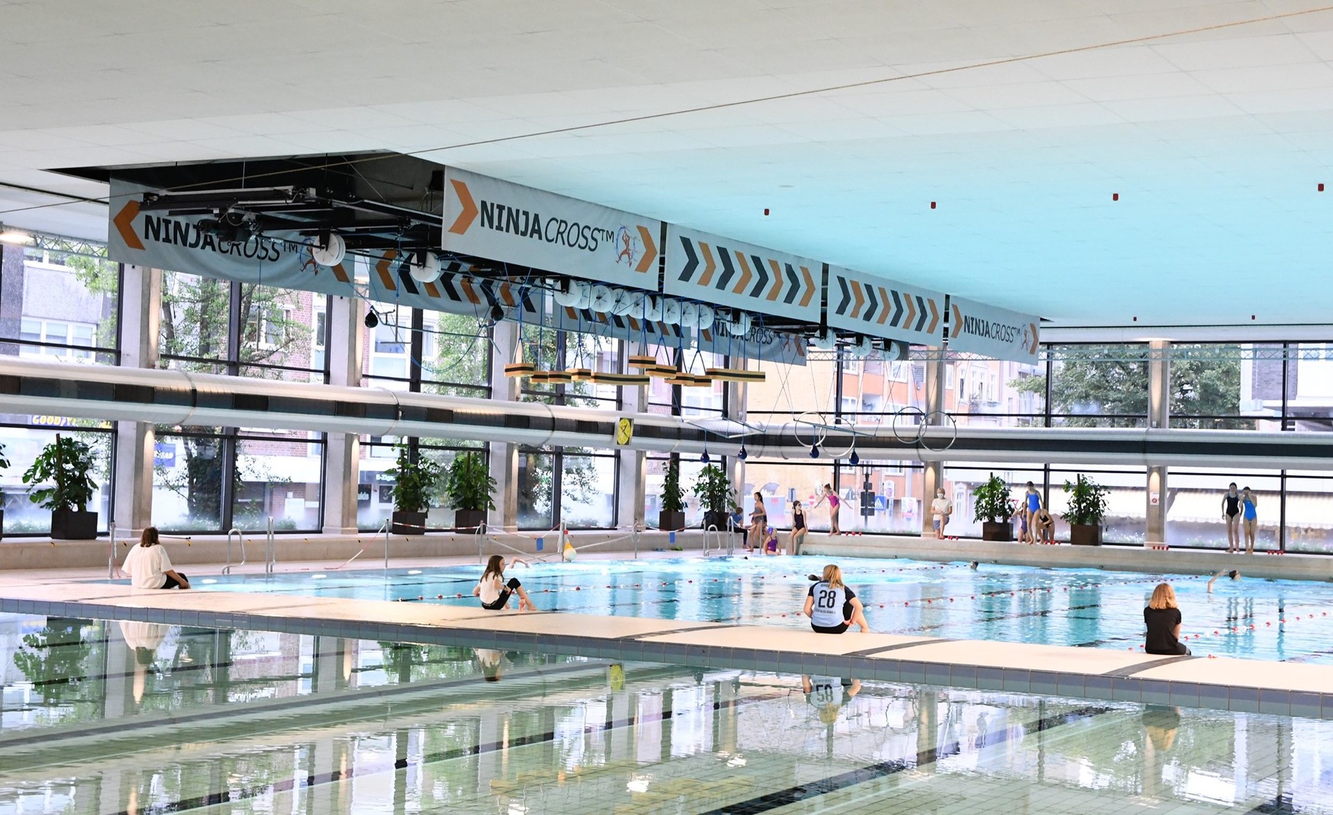 ©stadtbad_stadtwerke_neuss2020.jpg
