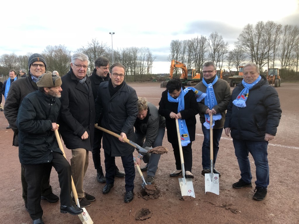 14.12.2017 - Erster Spatenstich