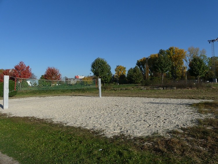 BeachVolleyball im RennbahnPark