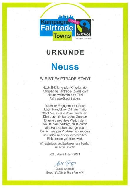 Urkunde: Neuss bleibt Fairtrade Stadt