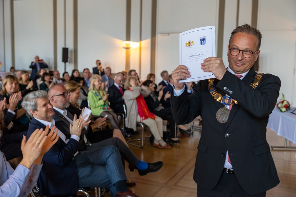 Partnerschaftsurkunde zwischen Neuss und Herzliya unterzeichnet