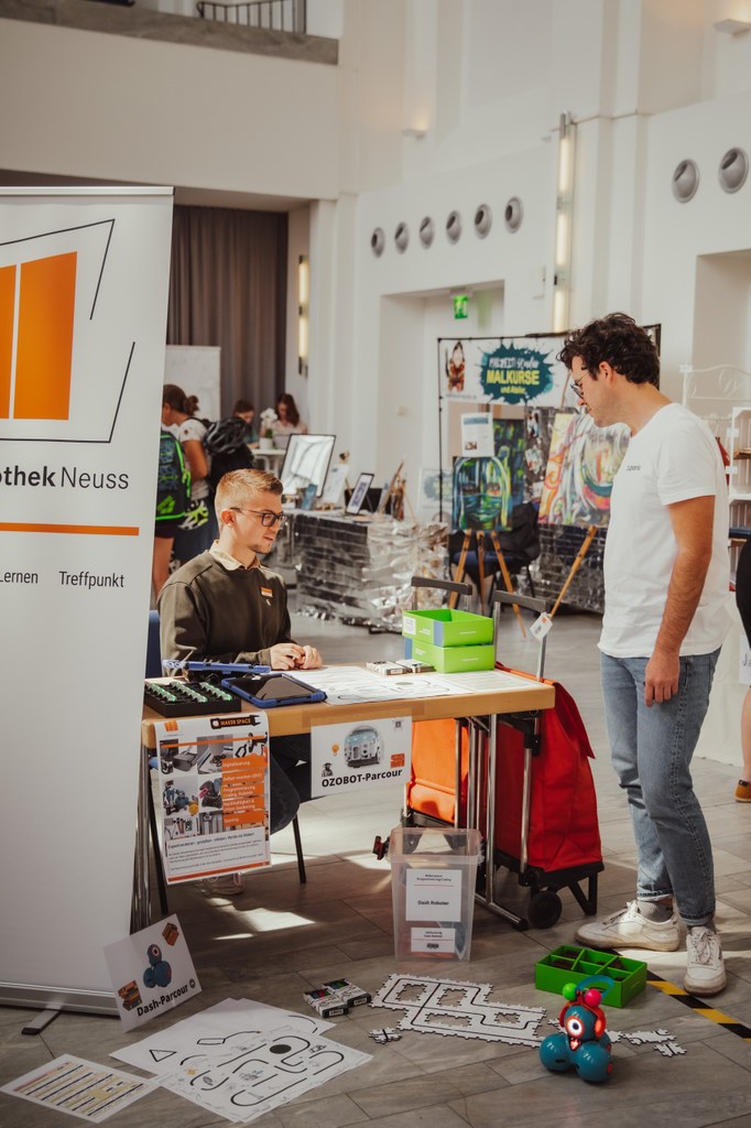 StartUpMarkt2022 - Makerspace Stadt Bib Neuss.jpg